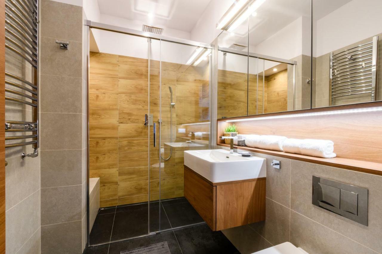 Cinema Apartment - Warszawa Eksteriør billede